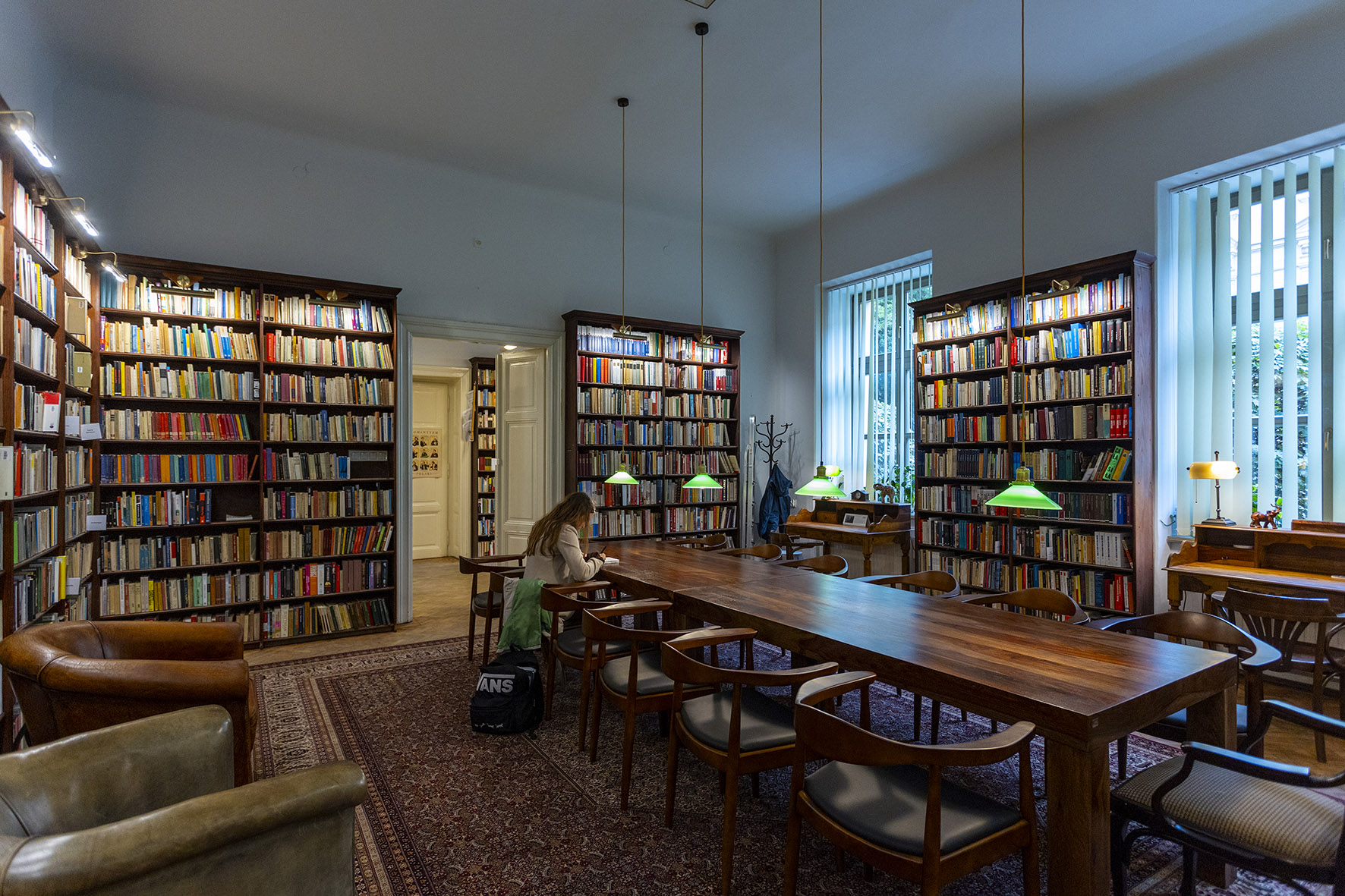 130 lat tradycji, nowe życie biblioteki. Wraca „Zakładowa Półka Wolności Myśli”!